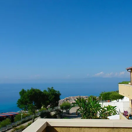 Tropea Family Pace Apartment *